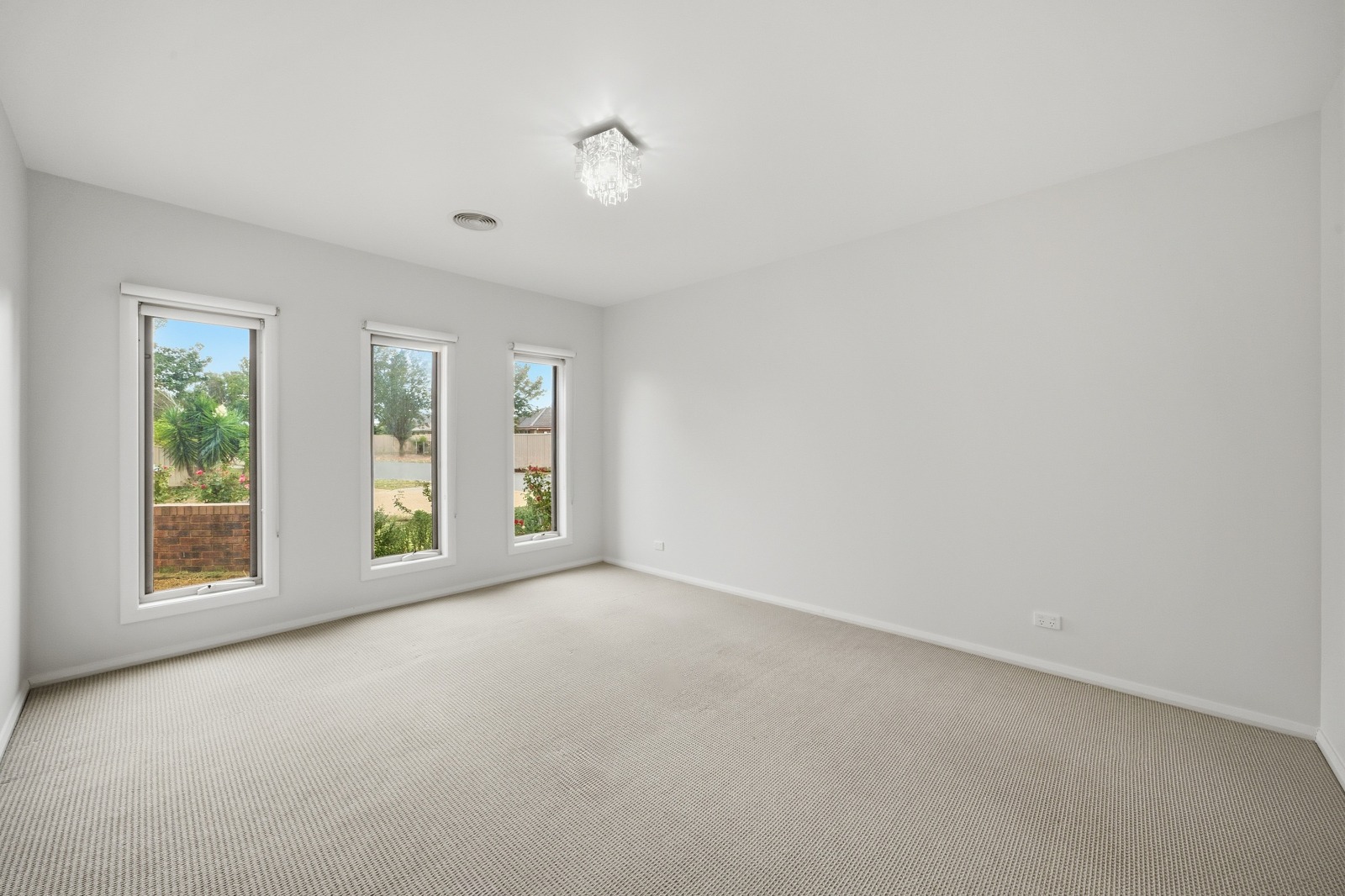 moder 4 Bedrooom House thumbnail image - GV Real Estate