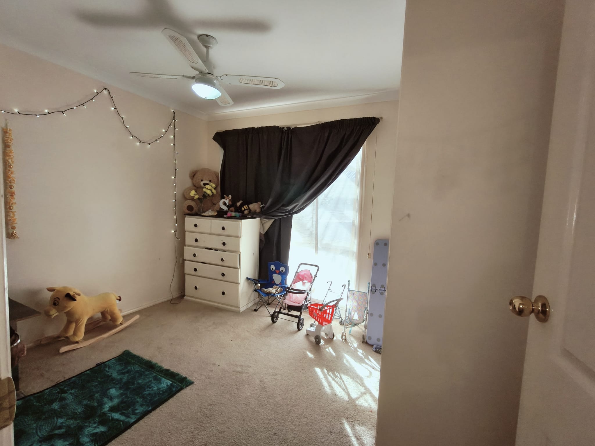 3 Bedroom Unit thumbnail image - GV Real Estate