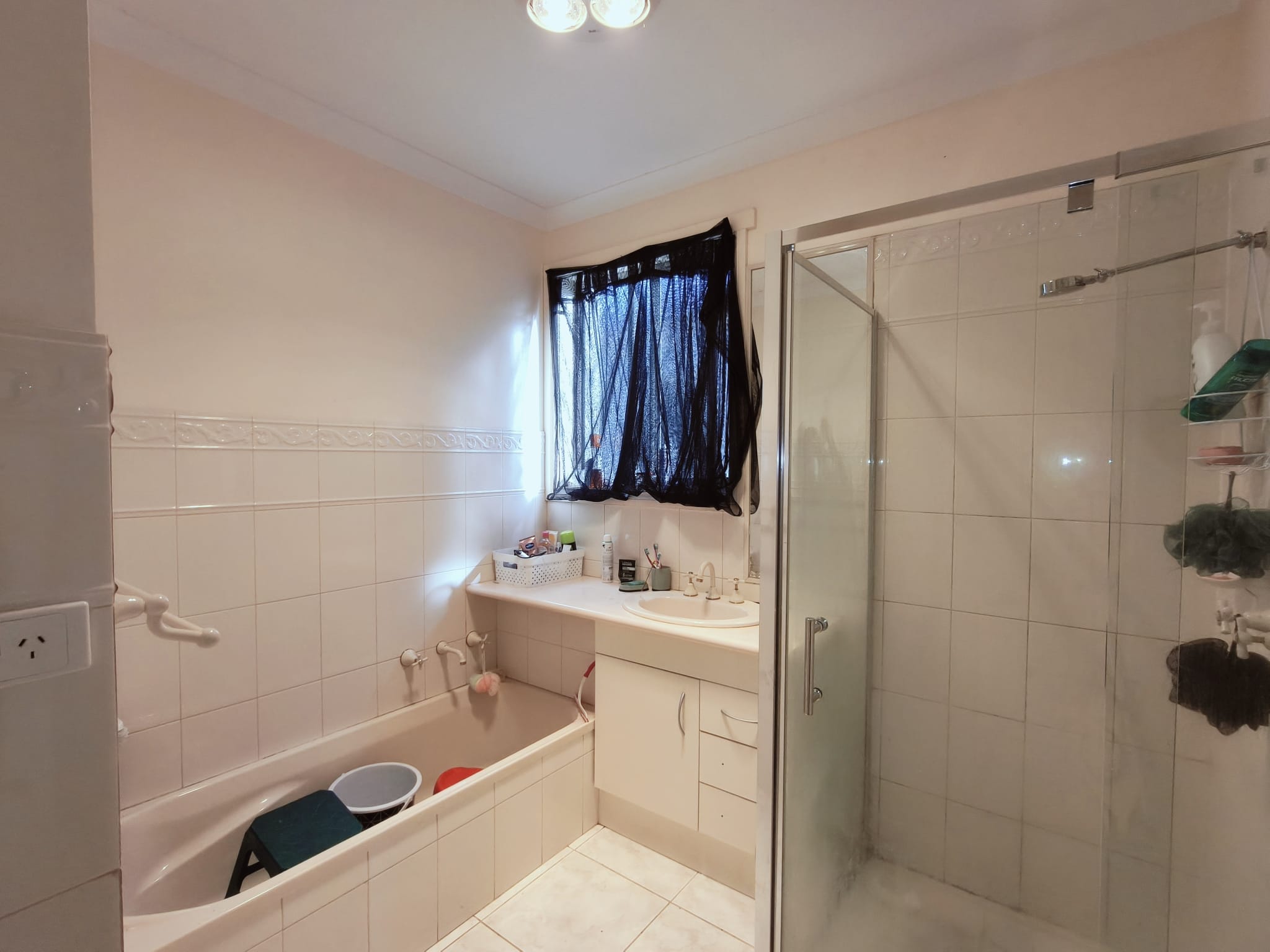 3 Bedroom Unit thumbnail image - GV Real Estate