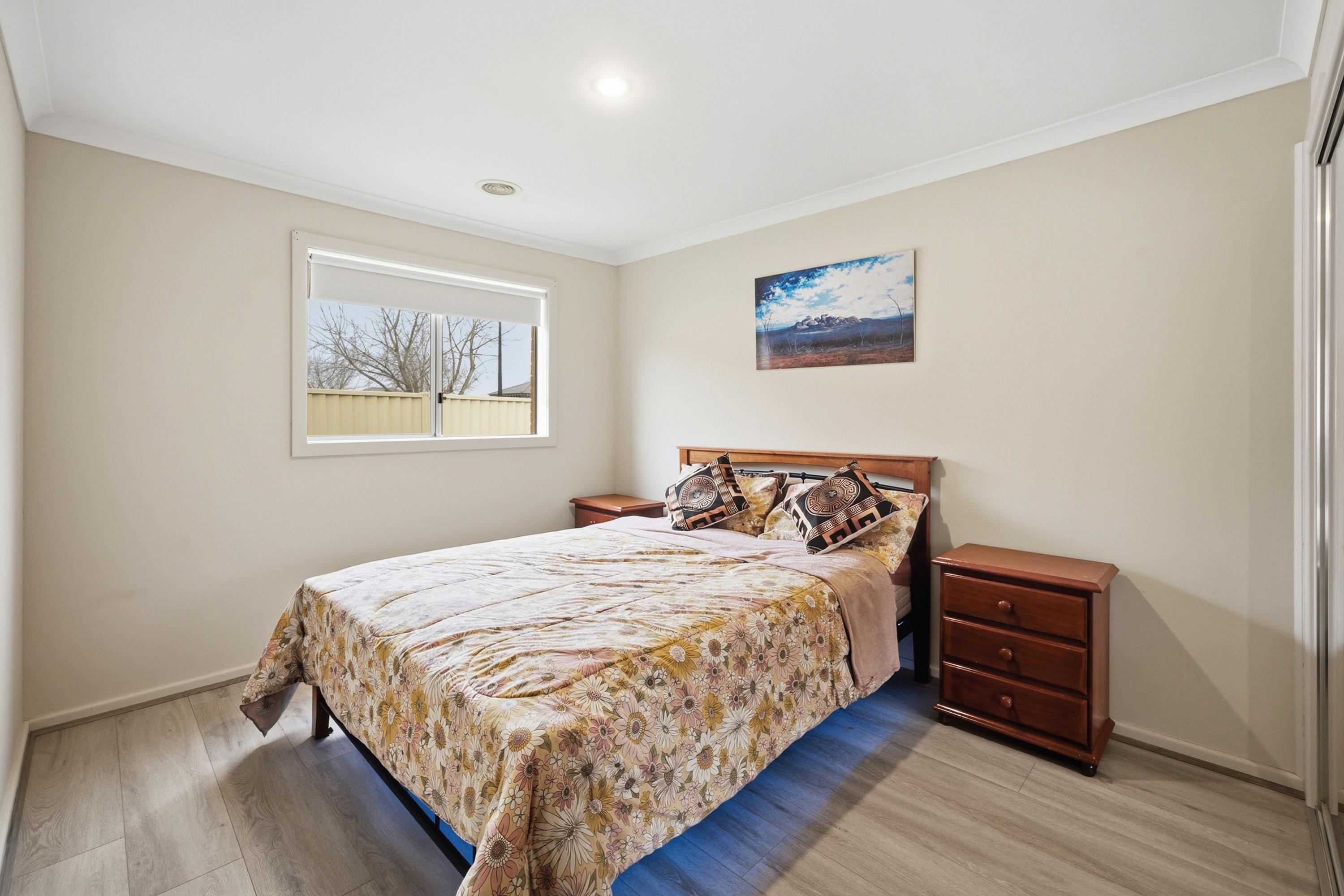 Modern 4 Bedroom House thumbnail image - GV Real Estate