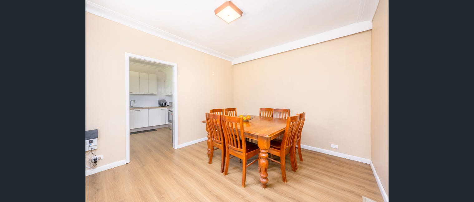 5 Bedroom House thumbnail image - GV Real Estate